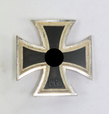 Eisernes Kreuz 1. Klasse 1939, Hst. 100 (Wächtler & Lange, Mittweidaer) - Militaria-Berlin