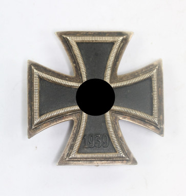 Eisernes Kreuz 1. Klasse 1939, Hst. 1 (Deschler & Sohn, München) - Militaria-Berlin