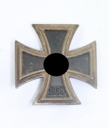 Eisernes Kreuz 1. Klasse 1939, Hst. L/10 (Deschler & Sohn, München) - Militaria-Berlin