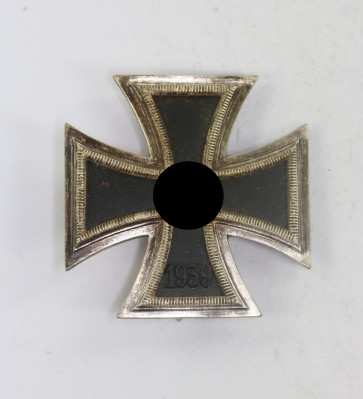 Eisernes Kreuz 1. Klasse 1939, Hst. L/10 (Deschler & Sohn, München) - Militaria-Berlin