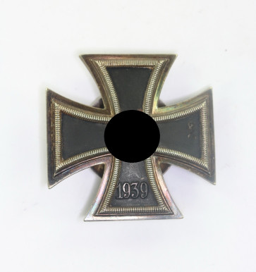  Eisernes Kreuz 1. Klasse 1939, Hst. L/10 (mikro), an Schraubscheibe (!) - Militaria-Berlin