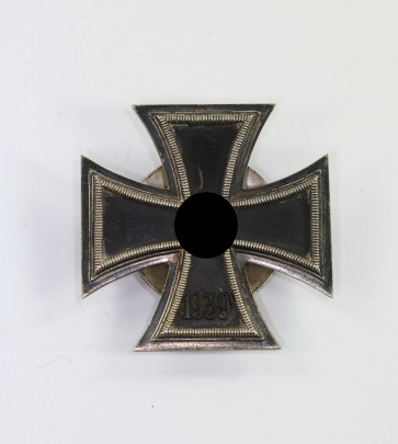 Eisernes Kreuz 1. Klasse 1939, Hst. L/11, an Schraubscheibe - Militaria-Berlin