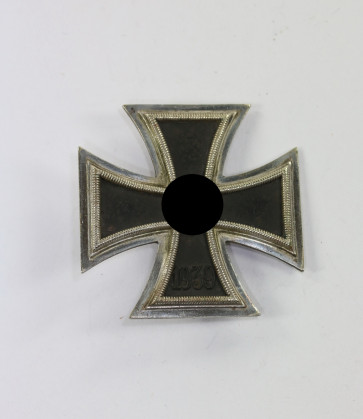  Eisernes Kreuz 1. Klasse 1939, Hst. L/11, ohne Kasten (!) - Militaria-Berlin