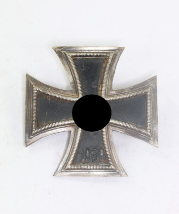 Eisernes Kreuz 1. Klasse 1939, Hst. L/11 (Wilhelm Deumer, Lüdenscheid) - Militaria-Berlin