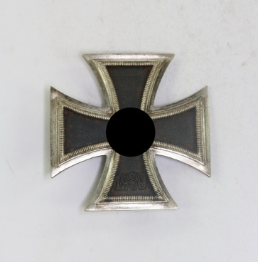 Eisernes Kreuz 1. Klasse 1939, Hst. L/11 (Wilhelm Deumer, Lüdenscheid) - Militaria-Berlin