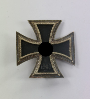  Eisernes Kreuz 1. Klasse 1939, Hst. L/13 (Paul Meybauer, Berlin) - Militaria-Berlin