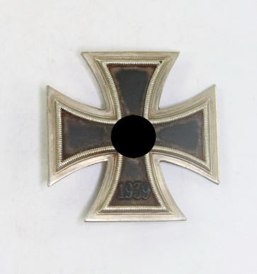 Eisernes Kreuz 1. Klasse 1939, Hst. L/13 (Paul Meybauer, Berlin) - Militaria-Berlin