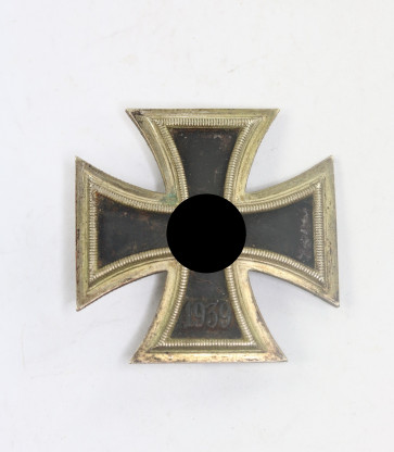 Eisernes Kreuz 1. Klasse 1939, Hst. L/13 (Paul Meybauer, Berlin) - Militaria-Berlin