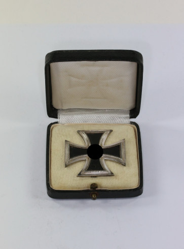 Eisernes Kreuz 1. Klasse 1939, Wächtler & Lange, nicht magnetisch, im Etui - Militaria-Berlin