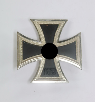 Eisernes Kreuz 1. Klasse 1939, Rudolf Souval, Wien, nicht magnetisch (!) - Militaria-Berlin