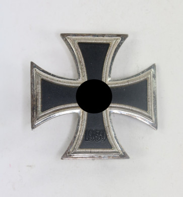 Eisernes Kreuz 1. Klasse 1939, Schinkel Form, Wilhelm Deumer, Lüdenscheid, magnetisch(!) - Militaria-Berlin