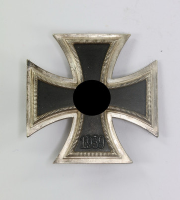 Eisernes Kreuz 1. Klasse 1939, Wächtler & Lange, Mittweida, magnetisch - Militaria-Berlin