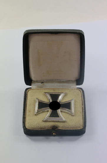  Eisernes Kreuz 1. Klasse 1939, Wächtler & Lange, nicht magnetisch, im Etui - Militaria-Berlin