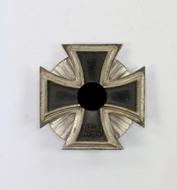 Eisernes Kreuz 1. Klasse 1939, Wilhelm Deumer an Stern Schraubscheibe, Major Rolf Jung - Militaria-Berlin