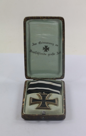  Eisernes Kreuz 2. Klasse 1914, Hst. S, im Schmuck Etui - Zur Erinnerung an Deutschlands große Zeit (Kroko) - Militaria-Berlin