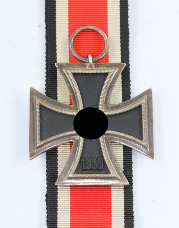 Eisernes Kreuz 2. Klasse 1939, Hst. 19 - Militaria-Berlin
