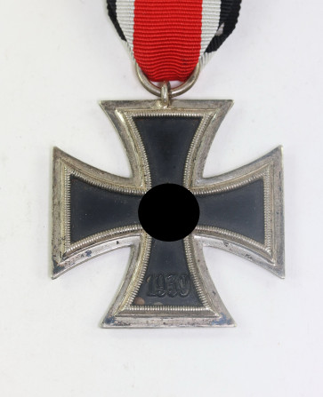 Eisernes Kreuz 2. Klasse 1939, Hst. 106 (Brüder Schneider A.G., Wien) - Militaria-Berlin