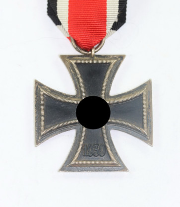 Eisernes Kreuz 2. Klasse 1939, Hst. 113 (Hermann Aurich, Dresden) - Militaria-Berlin
