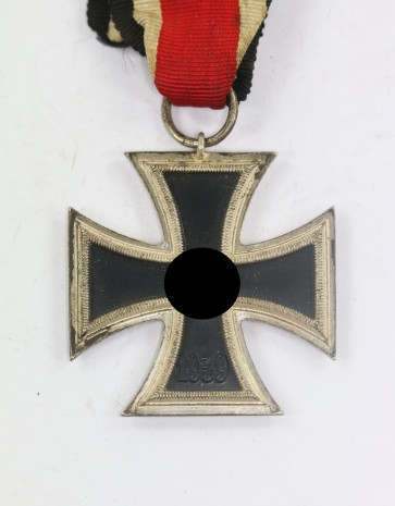 Eisernes Kreuz 2. Klasse 1939, Hst. 113 (Hermann Aurich, Dresden) - Militaria-Berlin