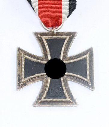 Eisernes Kreuz 2. Klasse 1939, Hst. 24 (Überbreit) - Militaria-Berlin
