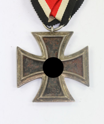 Eisernes Kreuz 2. Klasse 1939, Hst. 25 (Arbeitsgemeinschaft der Graveur-, Gold- und Silberschmiedeinnungen, Hanau am Main) - Militaria-Berlin
