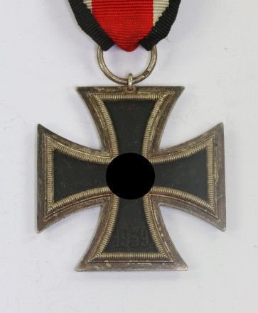 Eisernes Kreuz 2. Klasse 1939, Hst. 27 (Anton Schenkl´s Nachfolger, Wien) - Militaria-Berlin