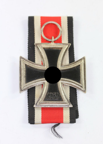 Eisernes Kreuz 2. Klasse 1939, Hst. 40 - Militaria-Berlin