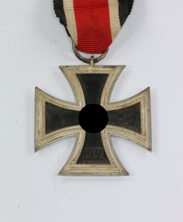 Eisernes Kreuz 2. Klasse 1939, Hst. 4 - Militaria-Berlin