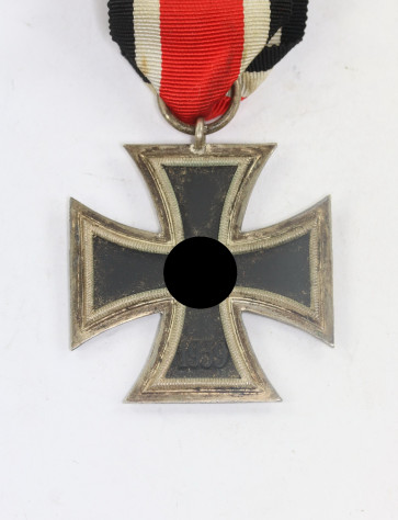 Eisernes Kreuz 2. Klasse 1939, Hst. 7 (Paul Meybauer, Berlin) - Militaria-Berlin
