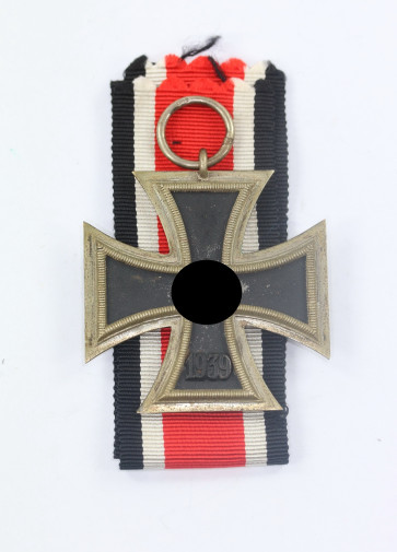 Eisernes Kreuz 2. Klasse 1939, Hst. L/13 (Paul Meybauer, Berlin) - Militaria-Berlin