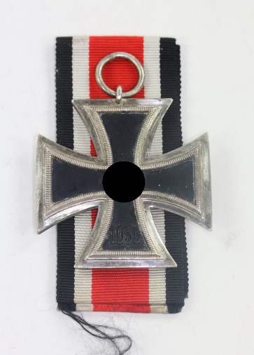 Eisernes Kreuz 2. Klasse 1939, Otto Schickle, Pforzheim, Zinkkern, nicht magnetisch (!) - Militaria-Berlin
