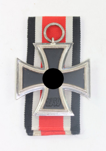 Eisernes Kreuz 2. Klasse 1939, Paulmann & Crone, Lüdenscheid, magnetisch (!) - Militaria-Berlin