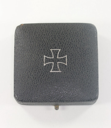 Etui Eisernes Kreuz 1. Klasse 1939, gewölbter Deckel - Militaria-Berlin