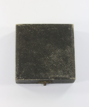 Etui Erdkampfabzeichen der Luftwaffe (ohne Aufdruck) - Militaria-Berlin