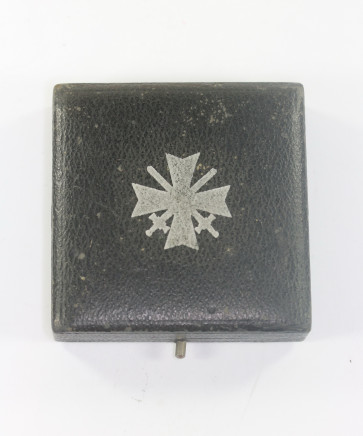 Etui Kriegsverdienstkreuz 1. Klasse mit Schwertern - Militaria-Berlin
