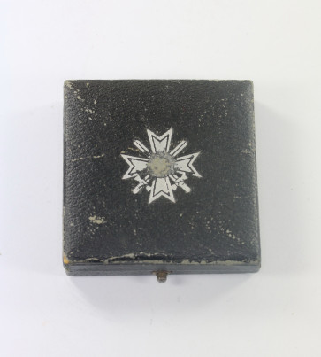 Etui Kriegsverdienstkreuz 1. Klasse mit Schwertern, Klein & Quenzer A.G. Idar - Oberstein 3 - Militaria-Berlin