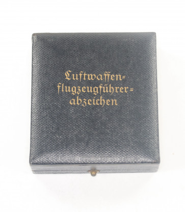 Etui Luftwaffen Flugzeugführerabzeichen, BSW / Brüder Schneider Wien - Militaria-Berlin