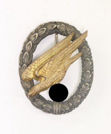 Fallschirmschützenabzeichen der Luftwaffe, Hst. C.E. Juncker Berlin S.W. - Militaria-Berlin