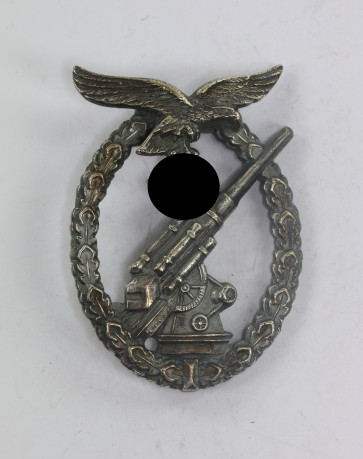 Flak-Kampfabzeichen der Luftwaffe, Hst. C.E. Juncker BerlinSW  - Militaria-Berlin