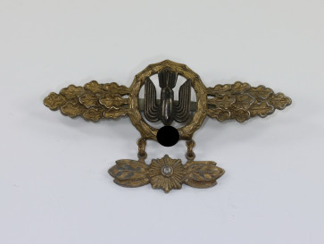 Frontflugspange für Kampfflieger in Gold, mit Stern Anhänger, Hst. RS&S - Militaria-Berlin