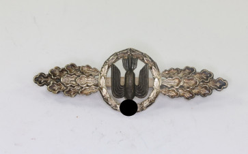 Frontflugspange für Kampfflieger in Silber, Hst. G.H. Osang Dresden - Militaria-Berlin
