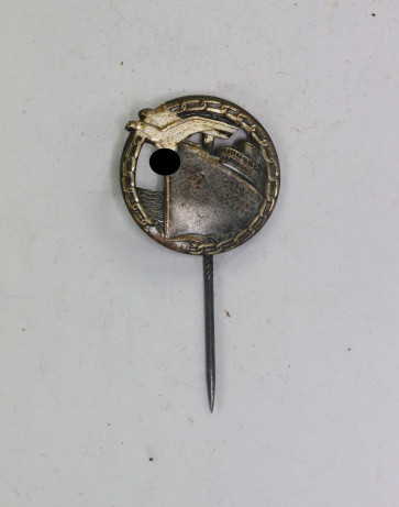  Halbiniatuer (24 MM) Blockadebrecherabzeichen, Schwerin, Berlin - Militaria-Berlin