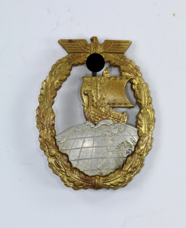 Hilfskreuzer Kriegsabzeichen, Hst. Schwerin Berlin - Militaria-Berlin
