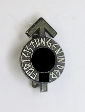 Hitlerjugend (HJ), 16 mm Miniatur Leistungsabzeichen in Schwarz, Hst. RZM M1/36 (Berg & Nolte, Lüdenscheid) - Militaria-Berlin