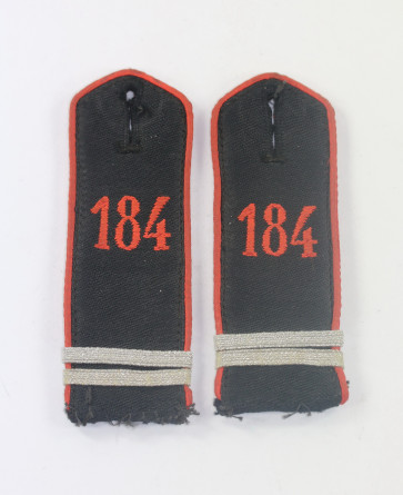 Hitlerjugend (HJ), Paar Schulterklappen Oberrottenführer Bann 184 (Kiel), mit RZM Etikette - Militaria-Berlin