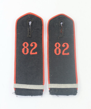 Hitlerjugend (HJ), Paar Schulterklappen Rottenführer Bann 82 (Göttingen, Niedersachsen), mit RZM Etikette - Militaria-Berlin