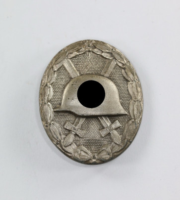 Verwundetenabzeichen in Silber, Hst. 100  - Militaria-Berlin