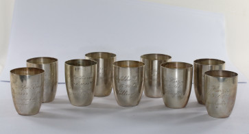 Set mit 9 Abschußbechern 1939-1941 Stabsfeldwebel Gerhard Herzog (2./NJG 1), letzter Versuch (!) - Militaria-Berlin
