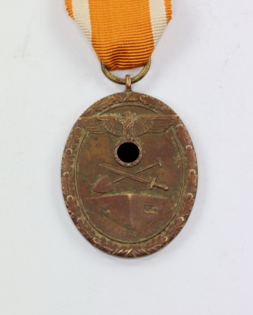 Deutsches Schutzwall-Ehrenzeichen - Militaria-Berlin