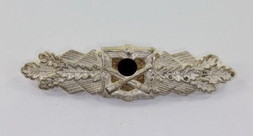 Nahkampfspange in Silber, Hst. FLL - Militaria-Berlin